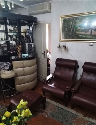 2.5 sobni stan u Milutina Milankovića blok 37 Novi