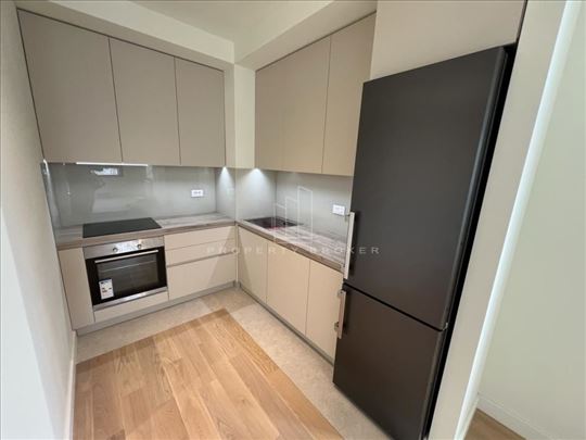 BW Sensa, nov stan, za pp ili život ID#4169