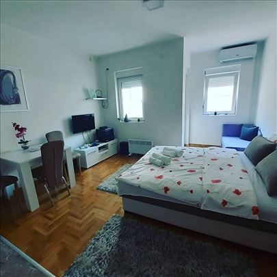 Garsonjera u blzini izvora  Sneznik