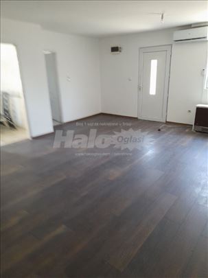 Izdajem kancelarijski prostor s magacinom