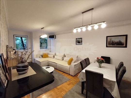 Obrenovac - centar, 79m2, 1 sprat, V. Mišića