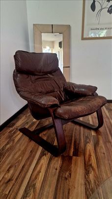 Kozna fotelja vintage