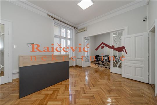 Stari grad, Gornji Dorcol, Cara Urosa, 239 m2