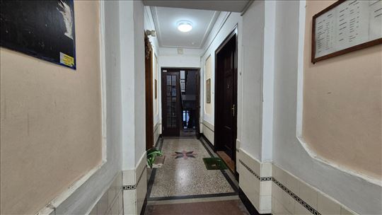 Zvezdara,Zahumska,odličan salonski stan 62m2 