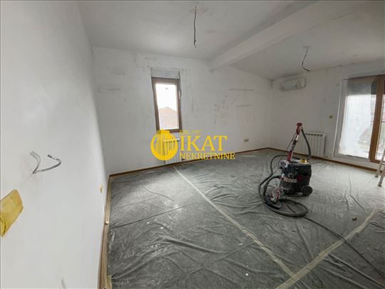 Bulevar kod Kluza, dvosobni stan 48m2 + pdv