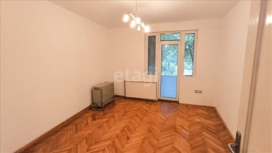 Dvosoban stan na odličnoj lokaciji
