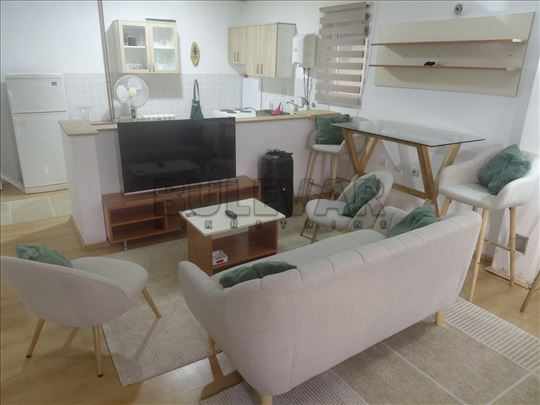 Izdaje se odličan stan u Donjoj Vežini, 40m2
