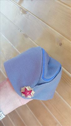 Kapa milicije iz doba komunizma