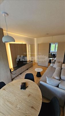 LUX Garsonjera Centar