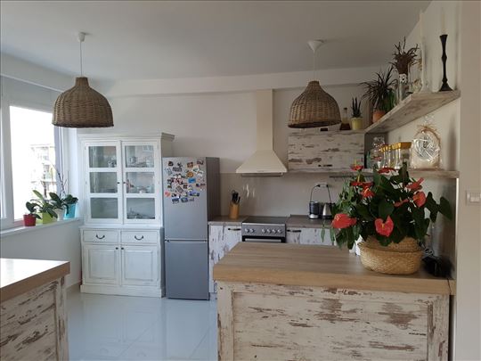 Moderan dupleks u centru 115m2,Socijalno
