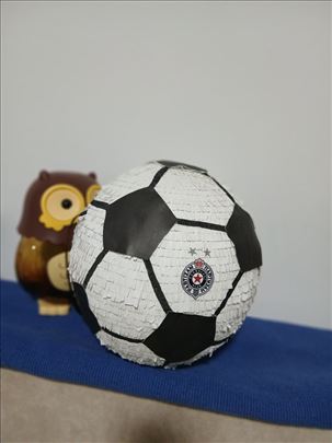 Partizan pinjata lopta