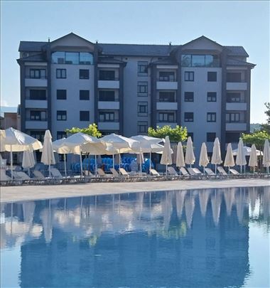 Prelep stan na odlčnoj lokaciji 