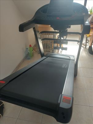 Traka za trčanje do 150KG nova sa masazerom
