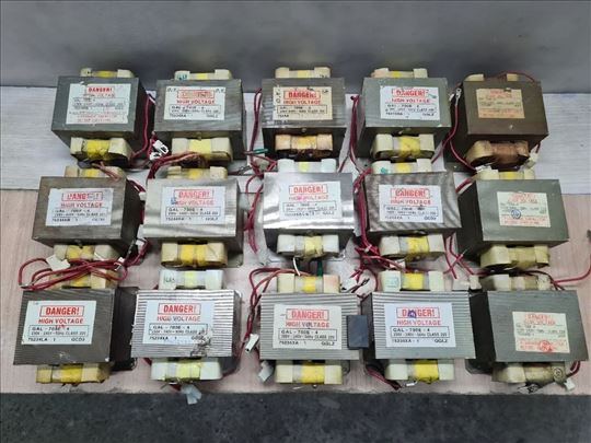 Transformatori / Trafoi GAL-700E-4 za Mikrotalasne