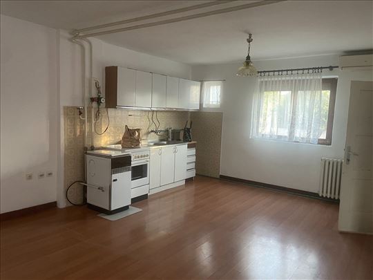 Zemun,Batajnica,Marka Pericina Kamenjara