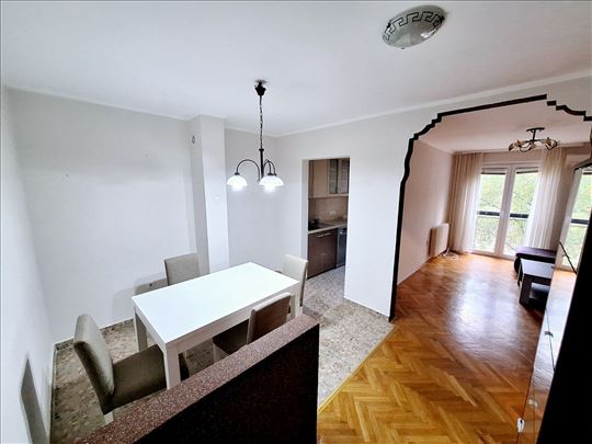 Banovo brdo, odličan, 2.5, namešten, 66m2+T4m2+L