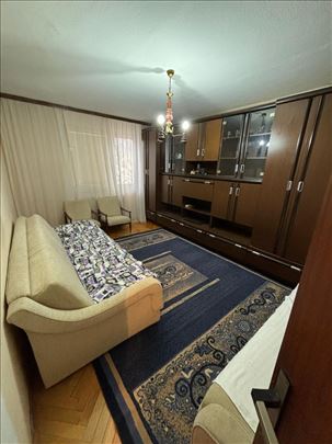Porodičan stan, 52 m2, Peti Puk