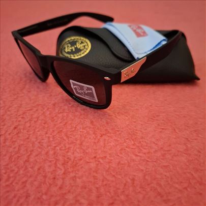 Ray Ban wayfarer model 8381 Nove 