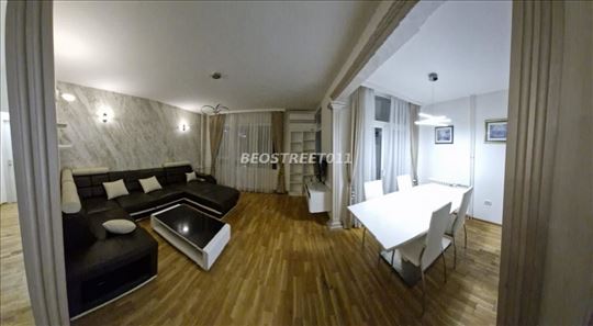 Trosoban stan kod Arene – Blok 30, Novi Bg