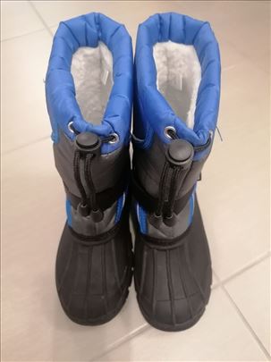 Zimske čizme zza dečaka 