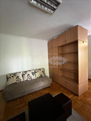 Garsonjera - centar