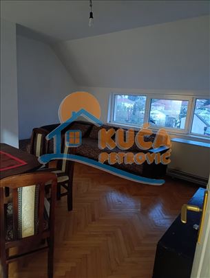 Izdaje se dvoiposoban stan na Paliluli, 59m2