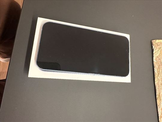 Prodajem iphone 14 kupljen nov u oktobru 2024.