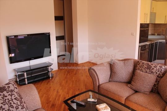STAN u blizini Parka Svetog Save 95m²