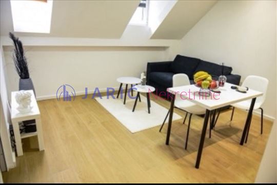 Stari Grad 40m2.2.0.PF!