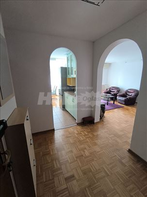Trosoban stan 80m² – Jurija Gagarina, Blok 62, NBG