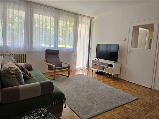 Blok 21, Bulevar Mihajla Pupina