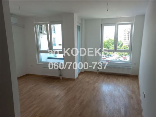Bulevar-kraj   33   VI   CG   73.200