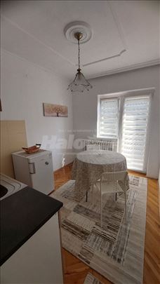 Dvosoban stan , sa uključenim računima 