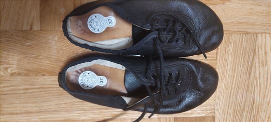 Dzezerice za folklor