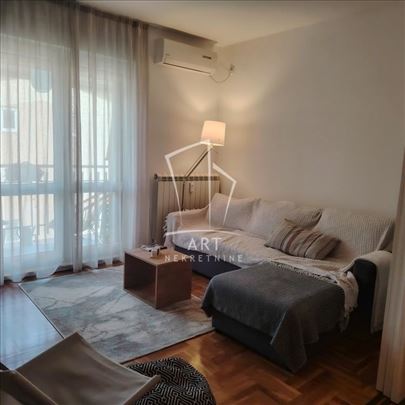 Kompletno namešten, Mirijevo ID#12555