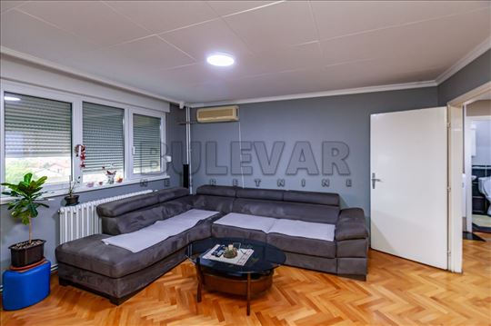 Odlična ponuda Somborski bulevar, dvoiposoban 61m2