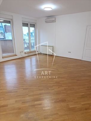Pet friendly, sa garažnim mestom ID#12554