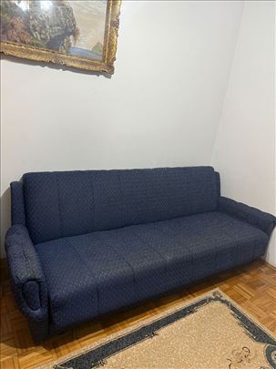 Prodajem trosed i dve fotelje – povoljno, 20.000