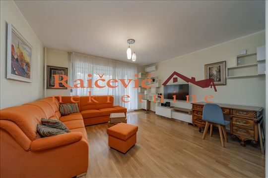 Retko, namesten, Dedinje, Rajka Mitica, 4.5, 100m2