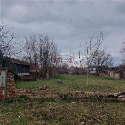 Srbobran, Turija, Odličan plac u centru, a u mirno
