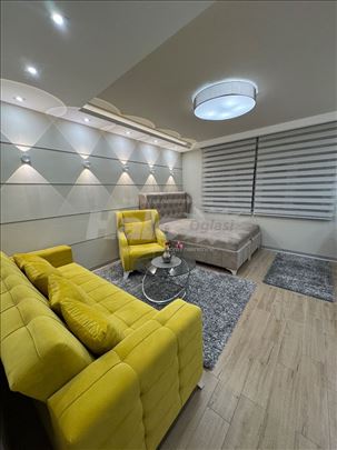 Stan 40m2, centar grada, bul. Despota Stefana 37