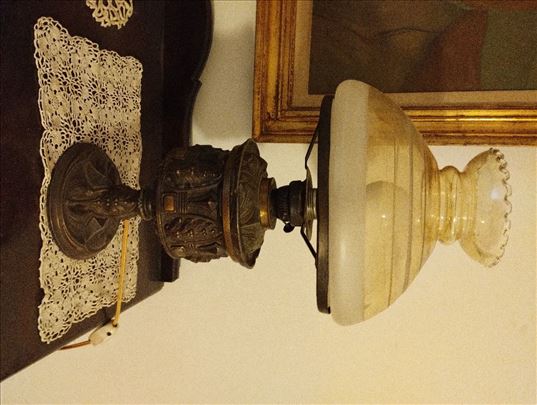 Stara lampa