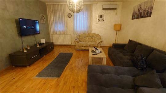 Voždovac, 2.0 namešten, pet friendly, parking
