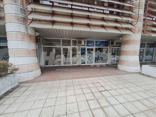 YUBC  stara crvenkapa prazan lokal