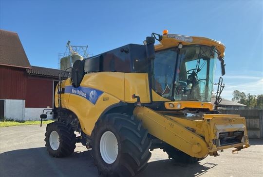 2008 kombajn New Holland CX8060