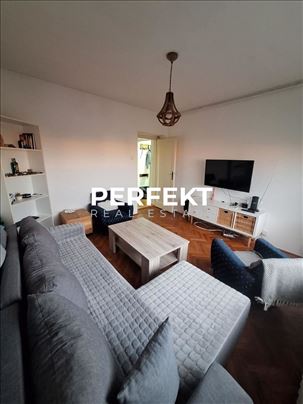 Centar, dvosoban, 55m2 + 2 terase, cg