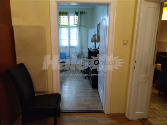 Crveni krst, - SC Vračar, dvosoban stan