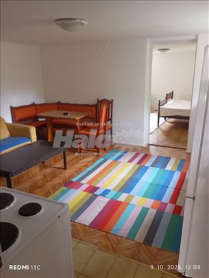 Izdajem stan kod Farmaceutskog fakulteta