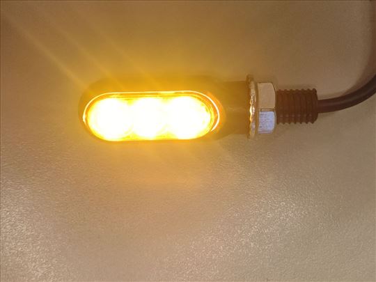 LED Zmigavci za motor - Plivajuci