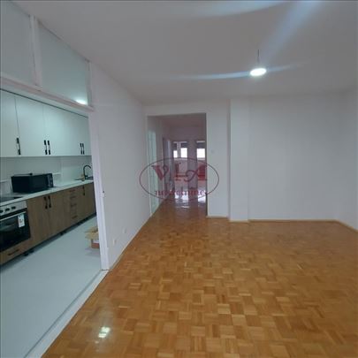 Novi Sad, Liman 2, Lep trosoban stan polunamešten